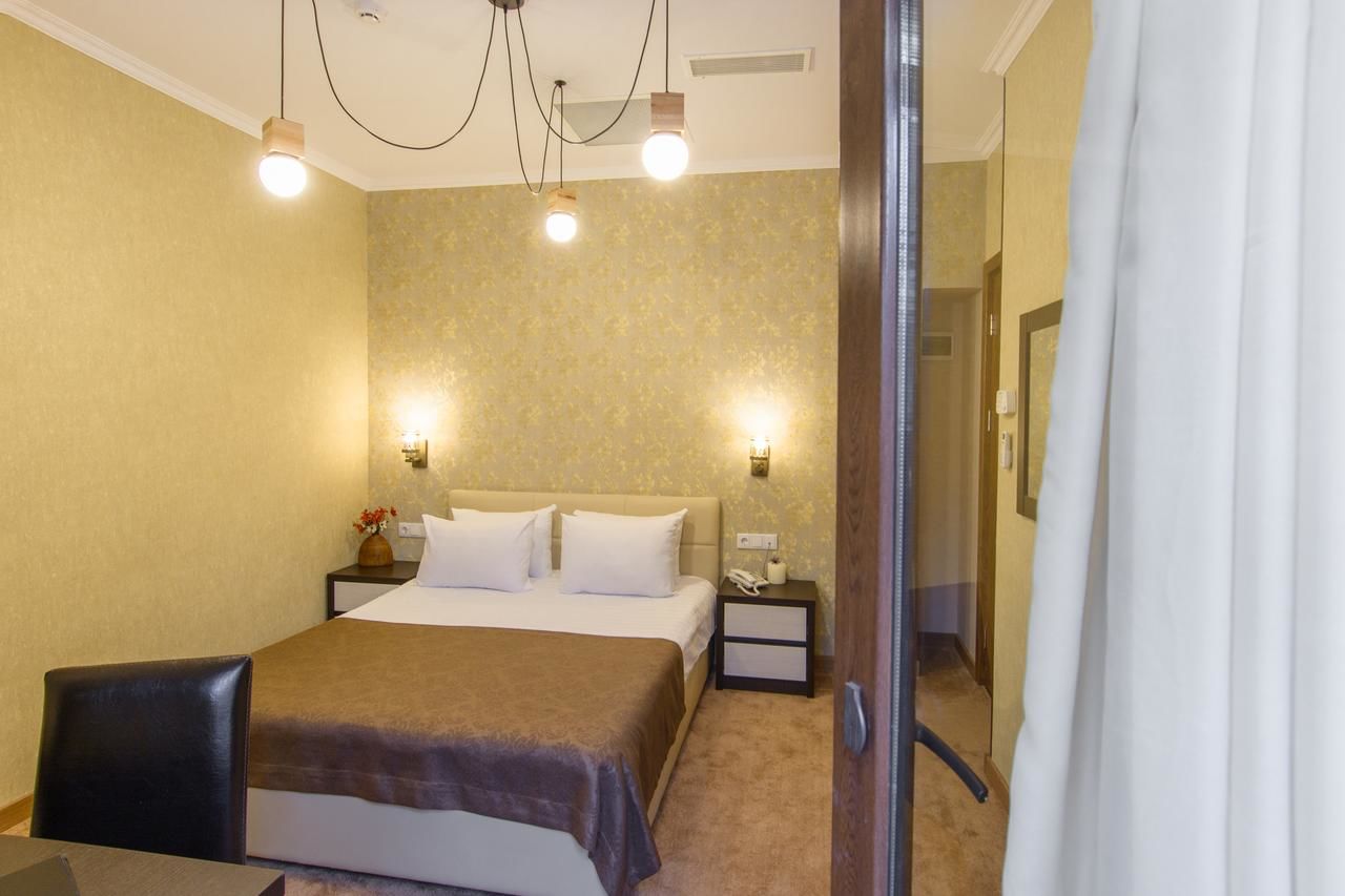 Отель King David Hotel Тбилиси-44