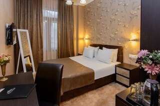 Отель King David Hotel Тбилиси Стандартный двухместный номер с 1 кроватью-1