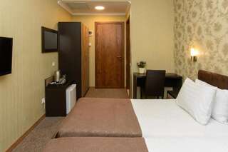 Отель King David Hotel Тбилиси Стандартный двухместный номер с 2 отдельными кроватями-3