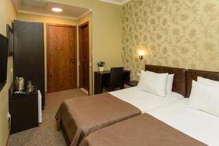 Отель King David Hotel Тбилиси Стандартный двухместный номер с 2 отдельными кроватями-4