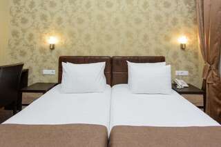 Отель King David Hotel Тбилиси Стандартный двухместный номер с 2 отдельными кроватями-17